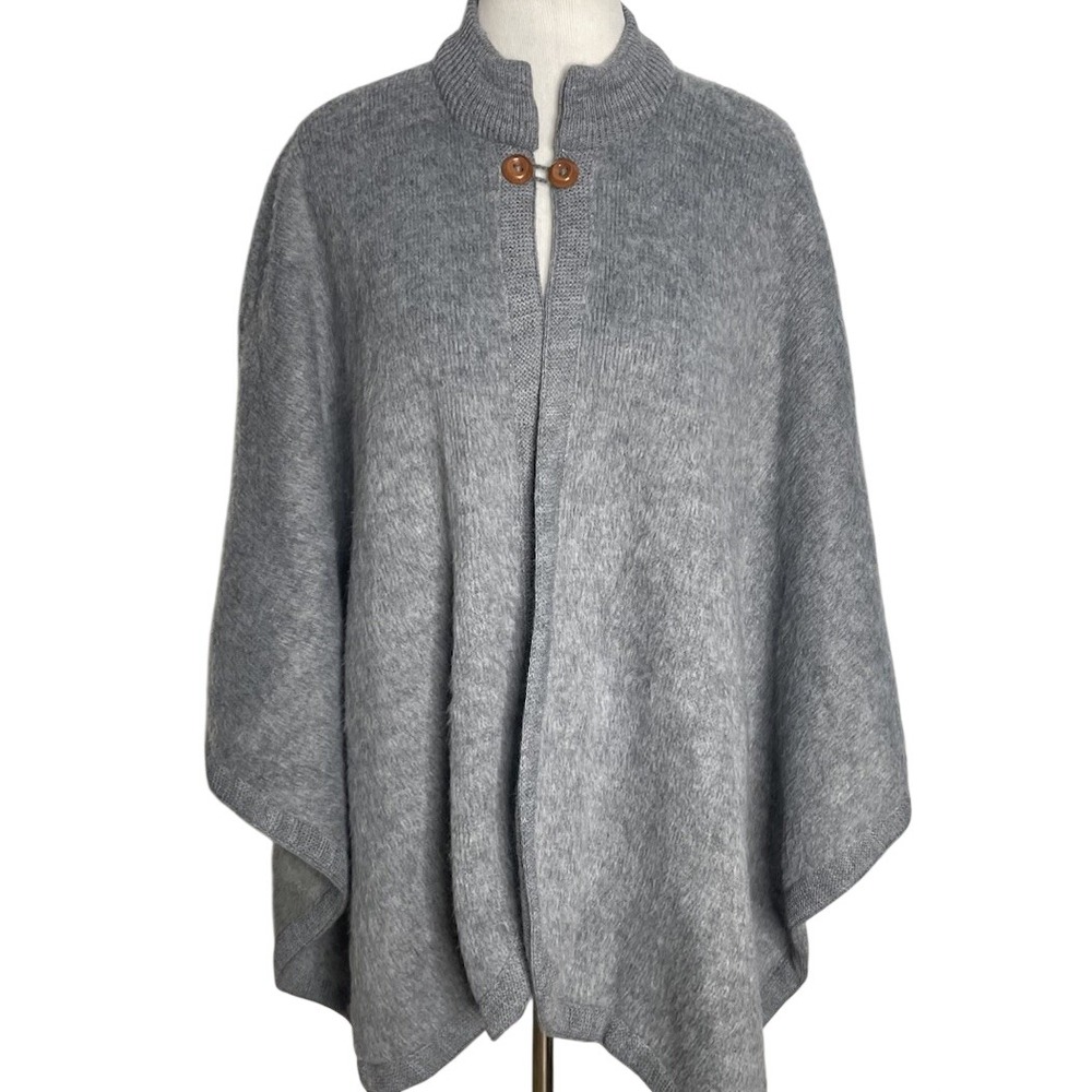 Handicrafts Sisandina Gray Alpaca Wool Poncho Cape OS Ecuador